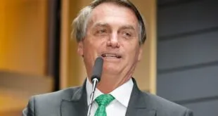 PRTB formaliza convite a Bolsonaro