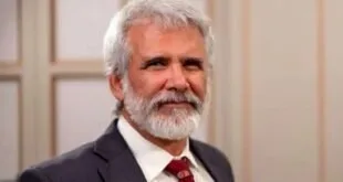 Robert Malone: vacinas estão causando aids