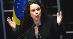 Janaína Pascoal é de Esquerda?