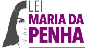 Arte com o texto 'Lei Maria da Penha' em roxo sobre o rosto ilustrado de uma mulher