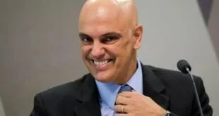 Moraes afasta governador do Distrito Federal
