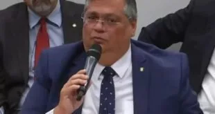 Sem votos, Dino diz que STF e governo vão regular internet na marra