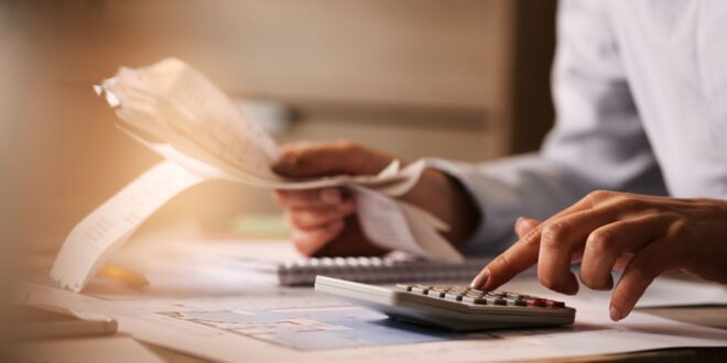 Advogado esclarece dúvidas acerca do 13º salário
