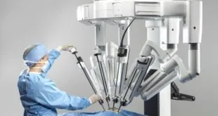 HEV (Edmundo Vasconcelos) é Pioneiro em Cirurgias Robóticas