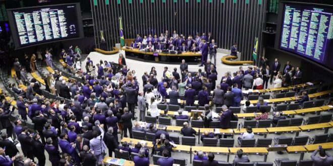 Primeiro semestre na Câmara teve como destaque a aprovação de regras da reforma tributária – Notícias