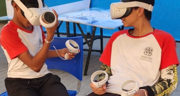 Estudantes de Conceição do Castelo têm primeira experiência com realidade virtual