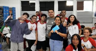 Alunos de Vila Velha lançam podcast sobre contos de Machado de Assis   