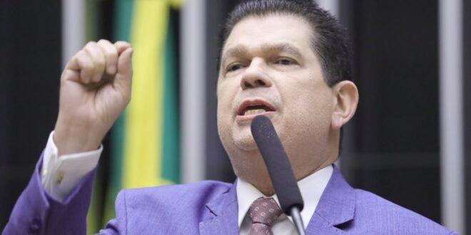Câmara aprova texto-base do projeto que regulamenta Imposto sobre Bens e Serviços – Notícias