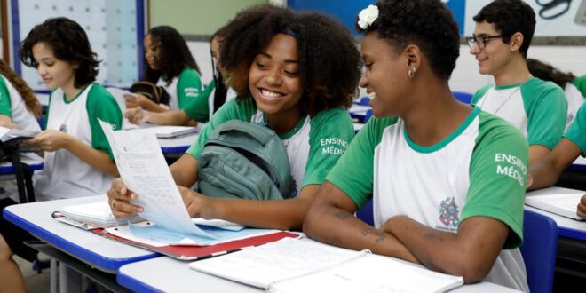 Ensino Médio do Espírito Santo é destaque no Índice de Desenvolvimento da Educação Básica
