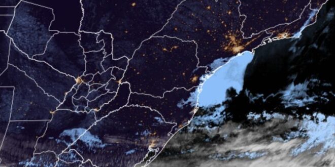 Entenda o que tem causado o denso nevoeiro no litoral de SP | Climatempo