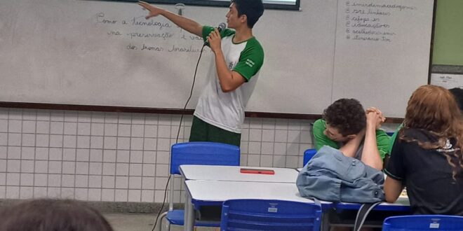 Alunos de Linhares apresentam projetos sobre biomas brasileiros