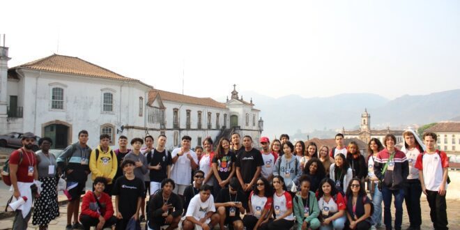 Estudantes de Guarapari visitam Ouro Preto após ciclo de leituras e discussões sobre diáspora africana