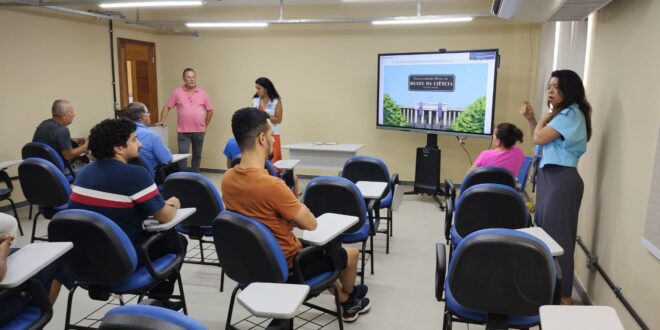 Estudantes de Colatina discutem diversidade racial em visita a museu virtual