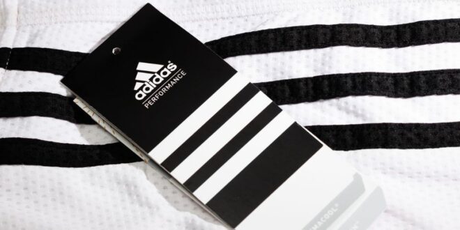 Outlet Adidas na Netshoes: tênis, vestuário e mais com até 51% OFF; confira