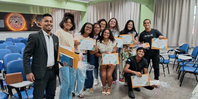Estudantes da Serra participam de Feira de Profissões