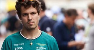 Brasileiro testa carro da Aston Martin no GP da Cidade do México