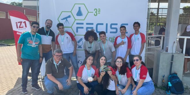 Projeto de estudantes de Marataízes conquista 1º lugar na Feira de Ciências do Sul do Estado