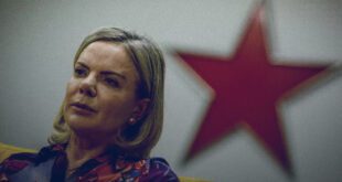 Presidente do PT Revela: Regulação das Redes Sociais Faz Parte do Seu Projeto de Poder