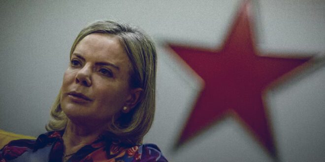 Presidente do PT Revela: Regulação das Redes Sociais Faz Parte do Seu Projeto de Poder
