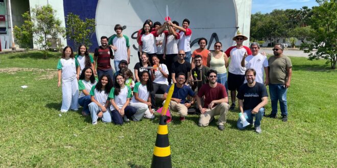 Escola de Vila Velha se destaca na 1ª Olimpíada Capixaba de Foguetes de Precisão