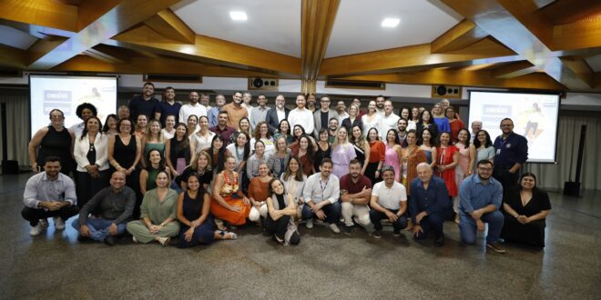 Sedu promove alinhamento estratégico para 2025 com o tema Conexões Matemáticas