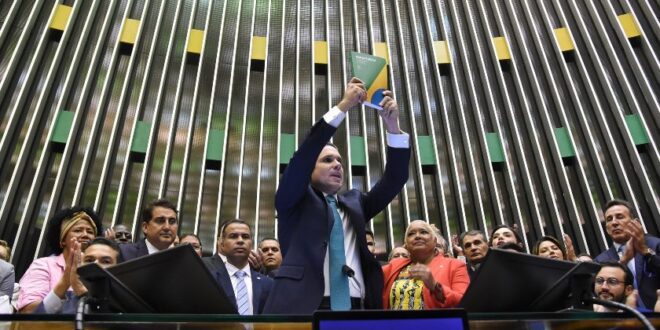 Hugo Motta é novo presidente da Câmara dos Deputados