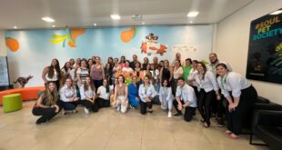 Pet Society apresenta fábrica moderna a profissionais dos cuidados pet