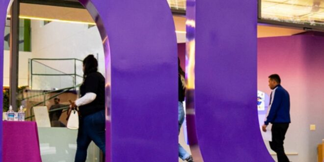 Nubank abre vagas para profissionais de TI no Brasil; confira