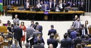 Câmara aprova voto de pesar pela morte do papa Francisco