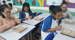 Escola de Guaçuí desenvolve práticas pedagógicas criativas com alunos da EJA