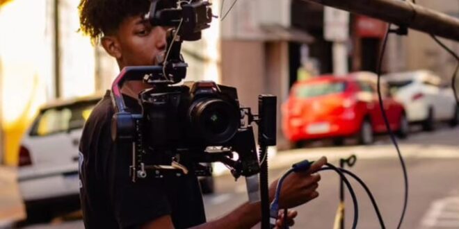 Talento revelado em escola pública chega às telas do cinema capixaba