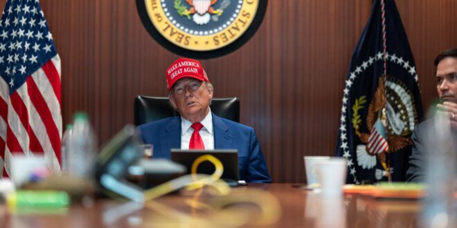 A grande conquista de Trump no bombardeio no Irã, ainda criticada pelos críticos – como ele sugere ‘mudança de regime’