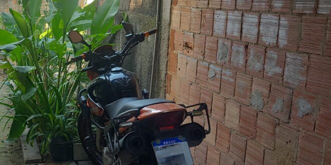 Polícia Civil prende suspeito com moto roubada na Serra