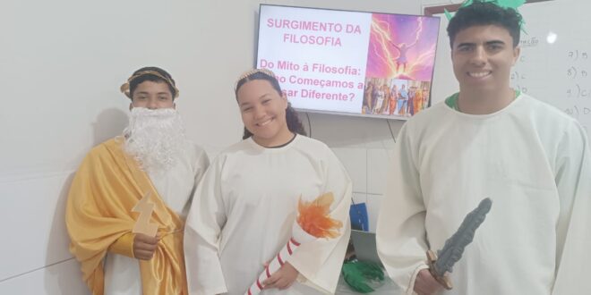 Filosofia e Teatro se unem para explorar mitos gregos e o surgimento do pensamento filosófico