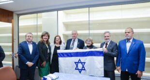 Republicanos homenageiam embaixador israelense Daniel Zonshine