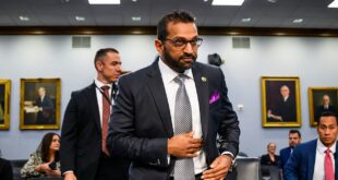 Boletim da Política da Fox News: 3 funcionários seniores do FBI mostraram a porta da agência Shake-Up