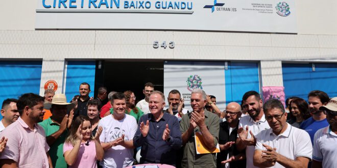Casagrande inaugura obras e anuncia reconstrução de escola em Baixo Guandu