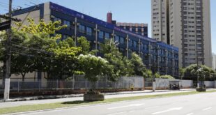 Governo anuncia reajuste salarial para professores e agentes de suporte educacional