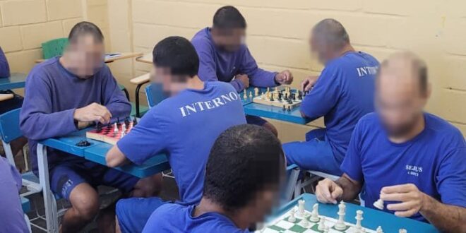 Projeto ‘Estratégias para a Vida’ utiliza xadrez como ferramenta educativa em unidade prisional de Cachoeiro de Itapemirim