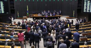 Câmara aprova regime de urgência para projeto sobre anistia
