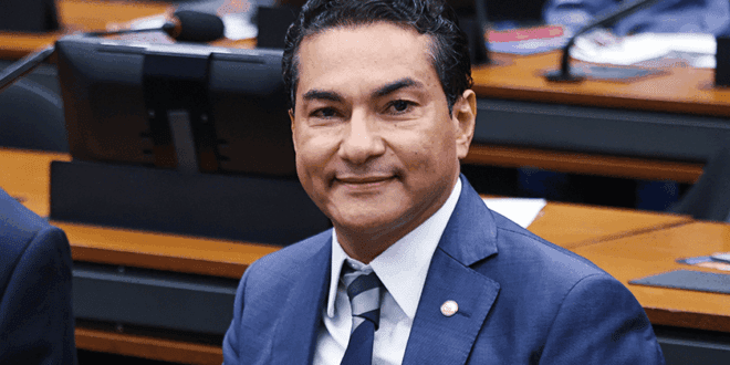 Segurança jurídica e equilíbrio de forças: Câmara aprova projeto de Marcos Pereira que atualiza análise de matérias pelo STF