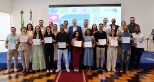 Governador do Estado recebe novos Agentes de Suporte Educacional