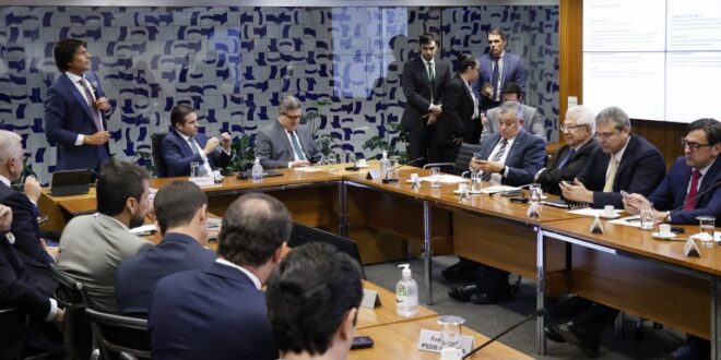 PEC da reforma administrativa promove resultados, governo digital e combate a privilégios