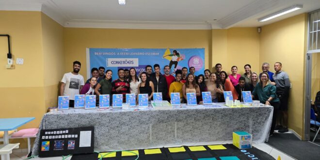 Projeto Conexões Matemáticas incentiva aprendizado criativo entre estudantes da EJA da Escola Leandro Escobar