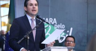 Hugo Motta destaca importância da comunicação e do trabalho parlamentar para a democracia