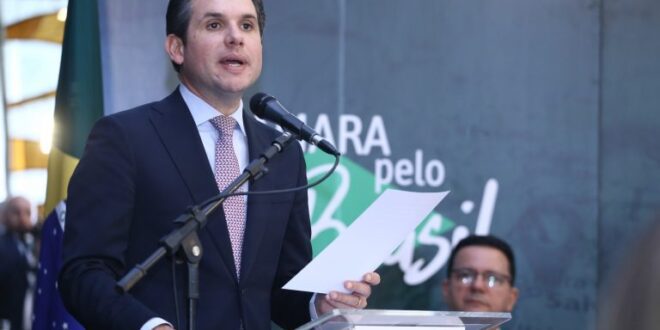 Hugo Motta destaca importância da comunicação e do trabalho parlamentar para a democracia