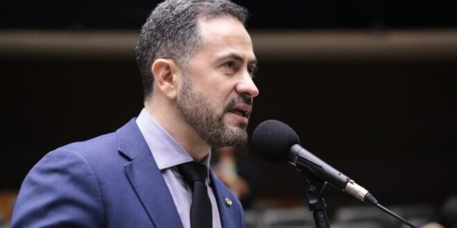 Câmara aprova prisão de até 15 anos para quem alterar bebidas e causar morte