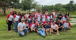 Estudantes de Cariacica vivenciam ciência e cultura em aula de campo na Ufes