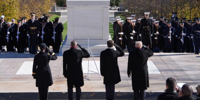 Boletim informativo de política da Fox News: Trump homenageia veteranos na Cerimônia Nacional de Arlington