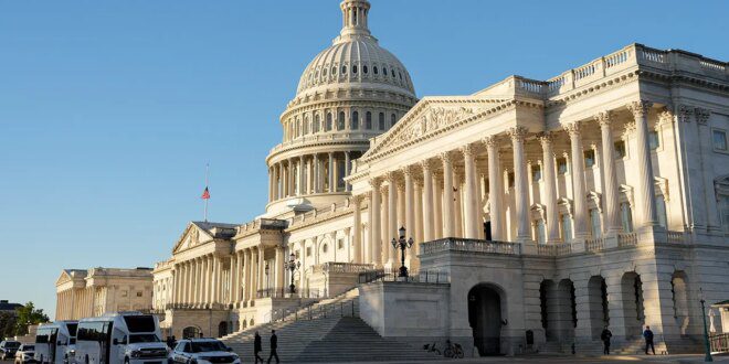 Boletim informativo de política da Fox News: rebeldes do partido falam sobre o fim da paralisação do governo